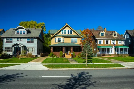Family finding a rental home with CRPM